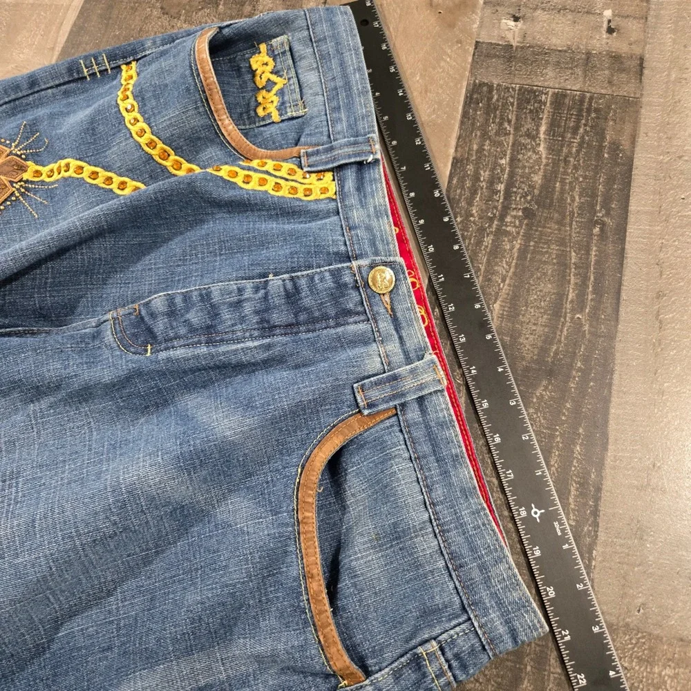 Crown Holder Vintage Y2K Baggy Denim Shorts Embroidered Rosary Crucifix Jorts 42